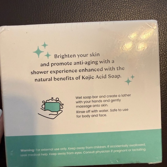 Dark Spot Lightening Bar - Eucalyptus - Picture 3 of 5